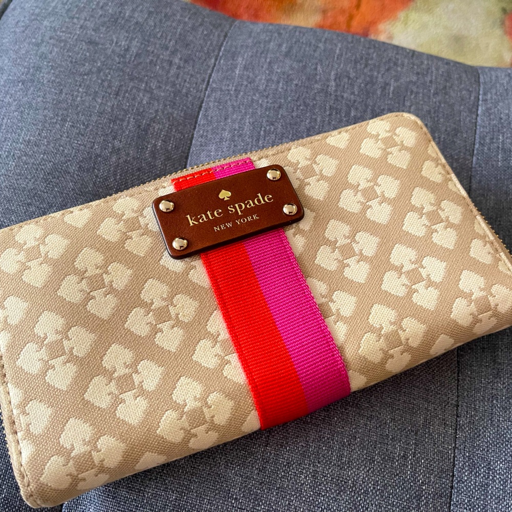 Kate Spade NY Continental Wallet